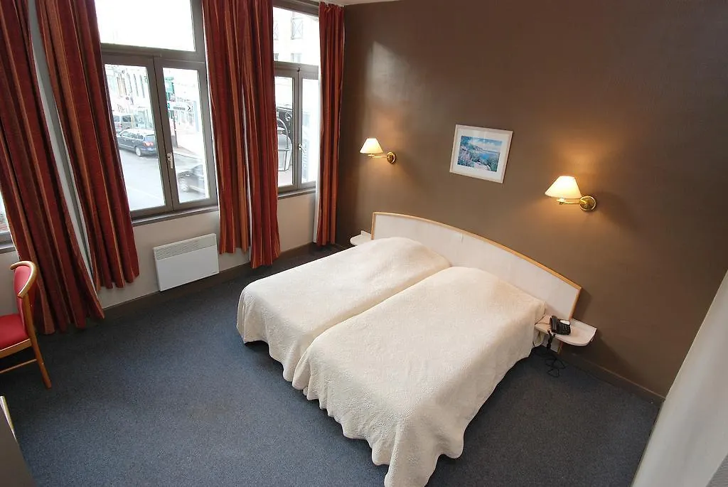 Hôtel Les Frangins-1