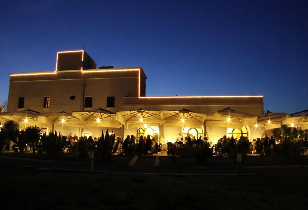 Hotel Saraceno Al Faro-1