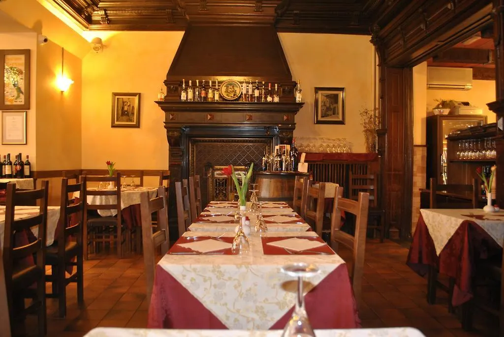 Auberge Gaglioti-1