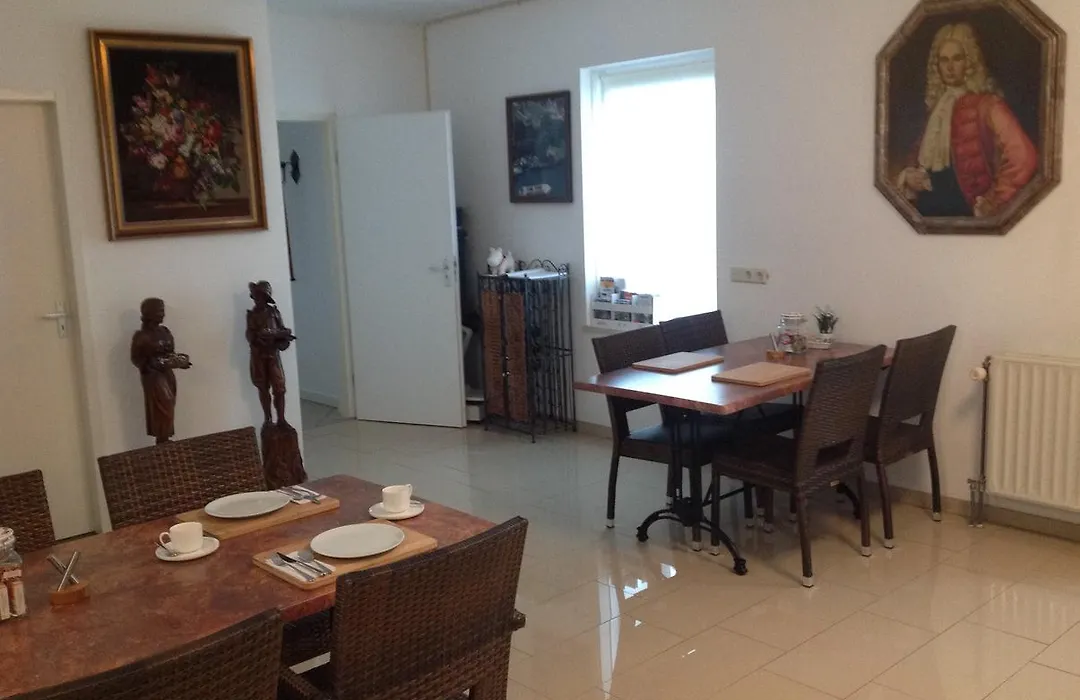 B&B Het Witte Huis-1