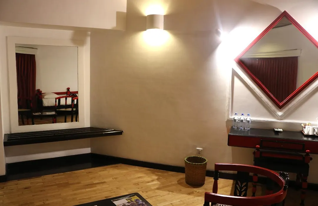 Hotel Hilltop-1