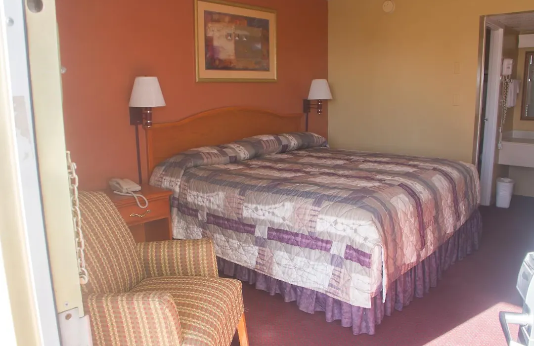 Executive Inn Ponca City-1