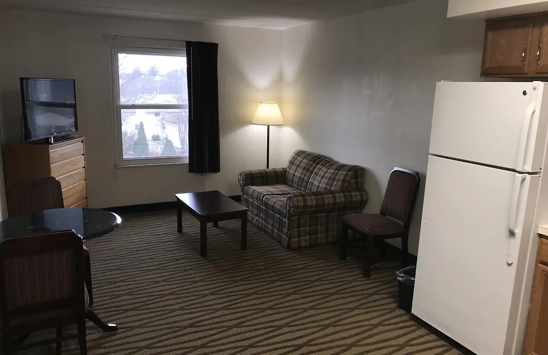 President Inn & Suites-1