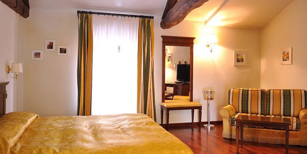 Villa Chiara Hotel-1