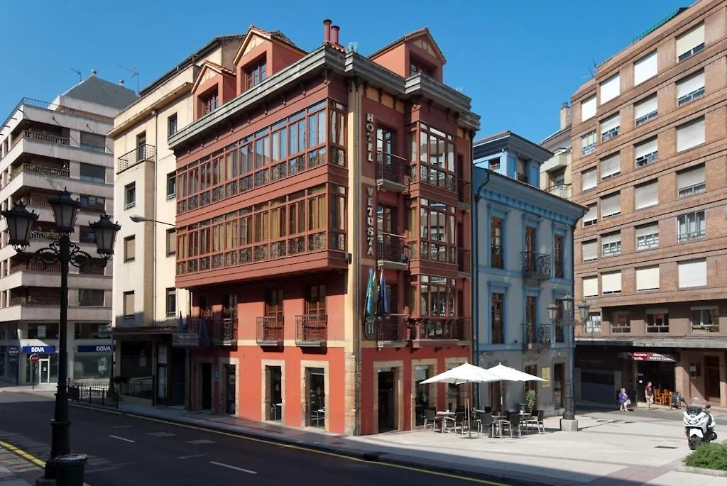 Hotel Vetusta-1