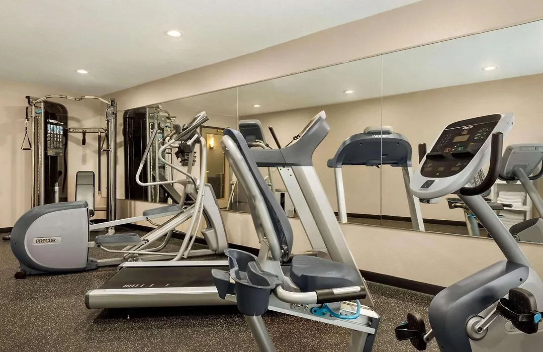 Country Inn & Suites By Radisson, Decorah, Ia-1