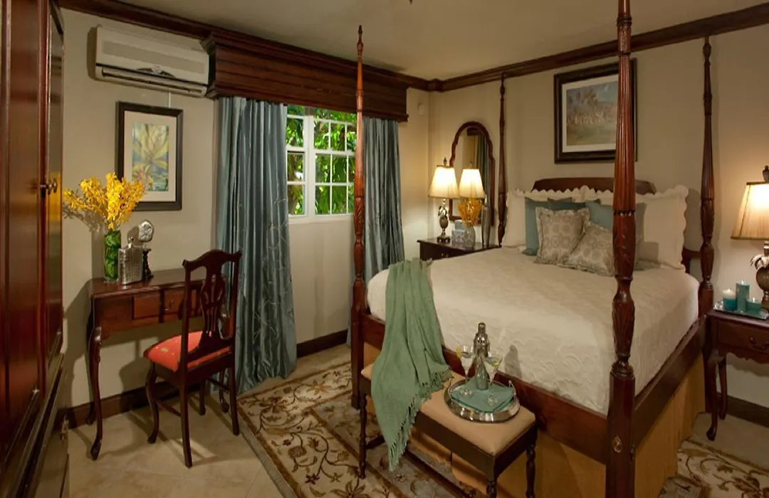 Sandals Inn All Inclusive - Couples Only (Adults Only)-1