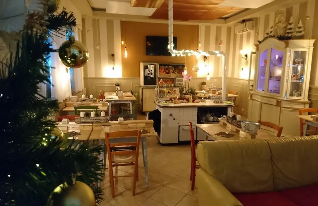 Hotel Raphael-1