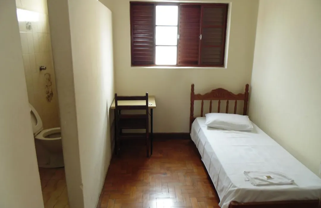 Avenida Hotel-1