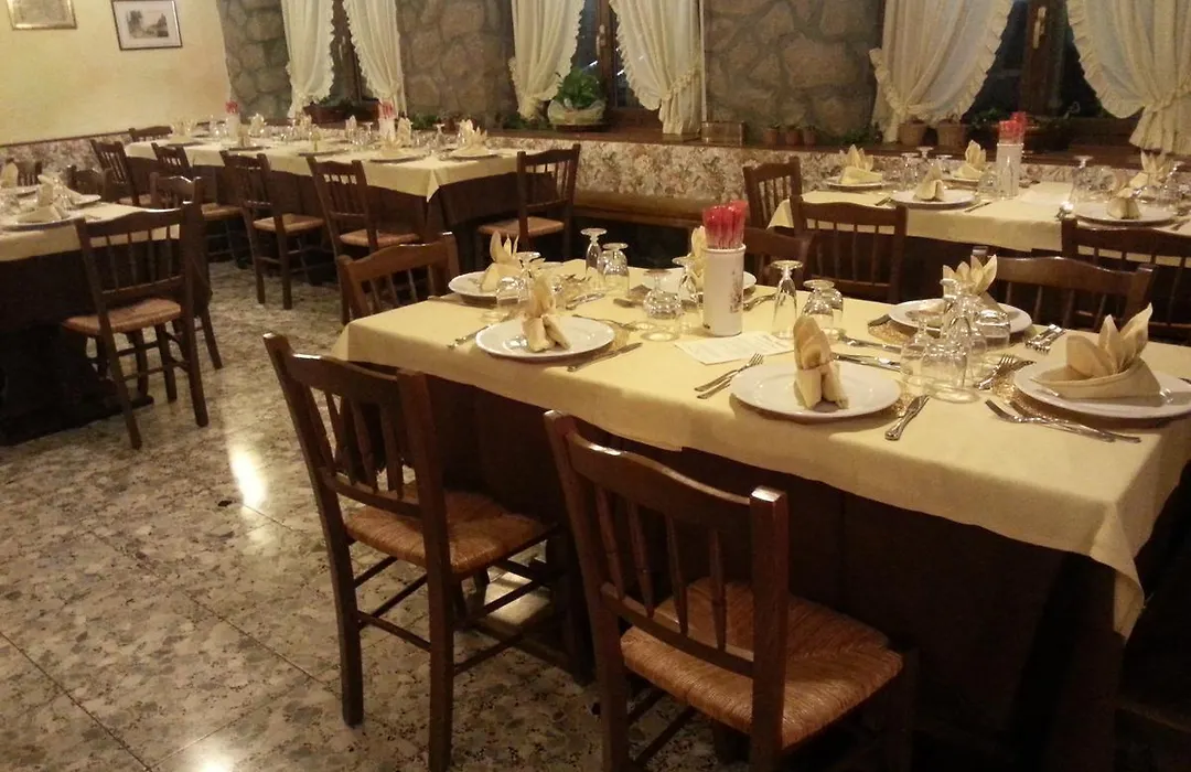 Albergo Capriolo-1
