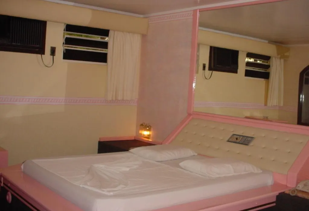 Hotel Prive-1