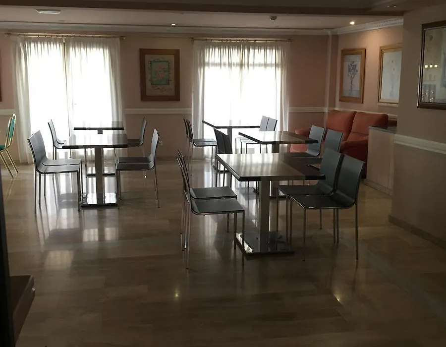 Hotel Avenida Leganés-1