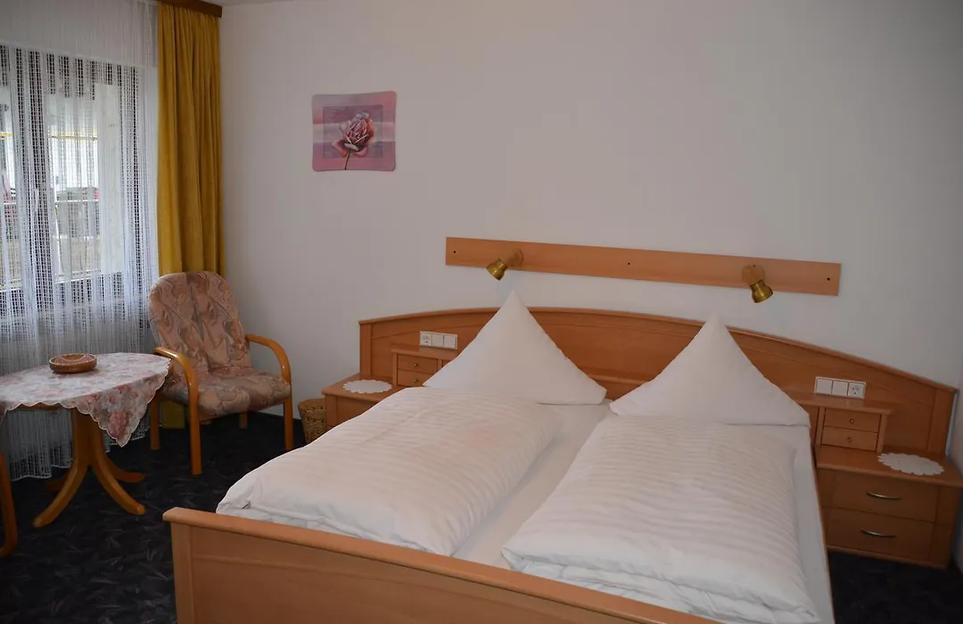 Decker's Bio Hotel zum Lamm-1