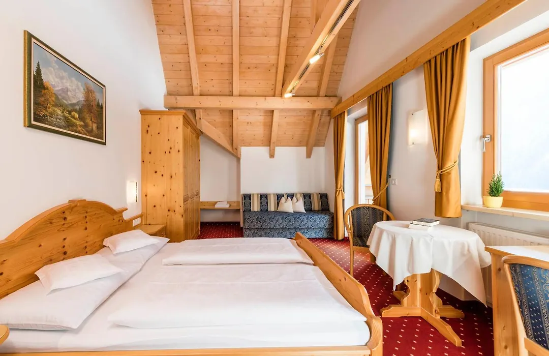 B&B Hotel Alpenrose Rooms & Apartments-1