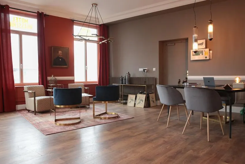 Hotel Des Arts-1