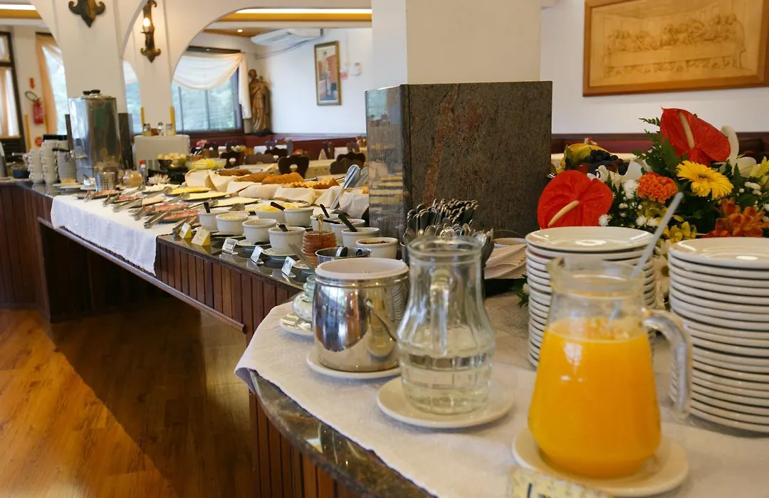 Hotel 13 Linden-1