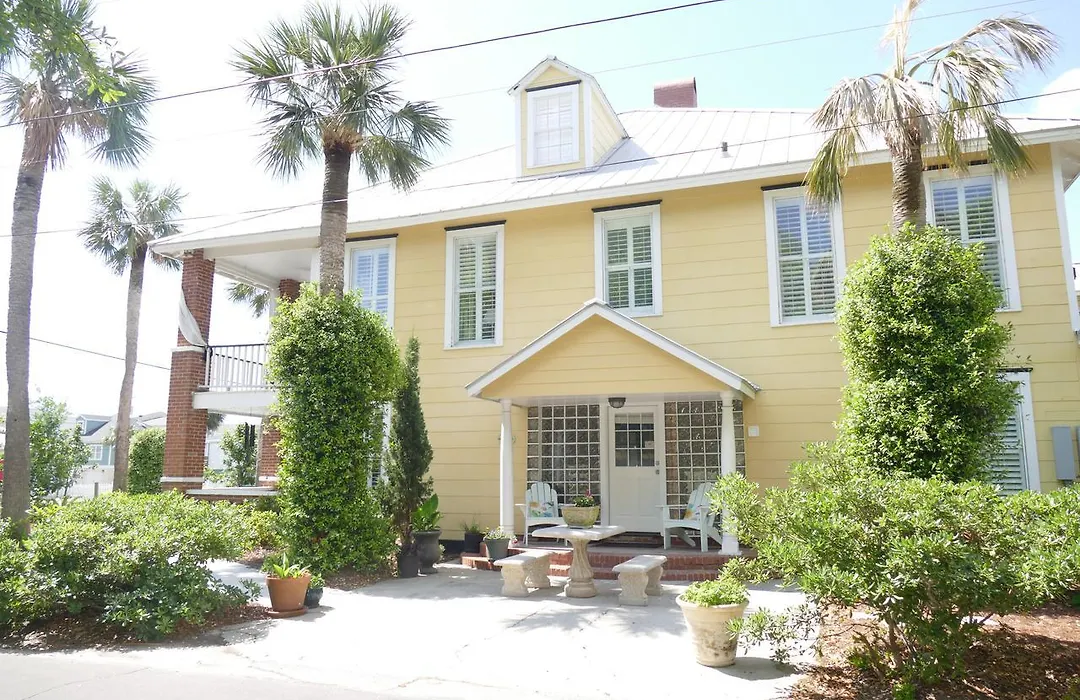 Beachview Inn And Spa-1