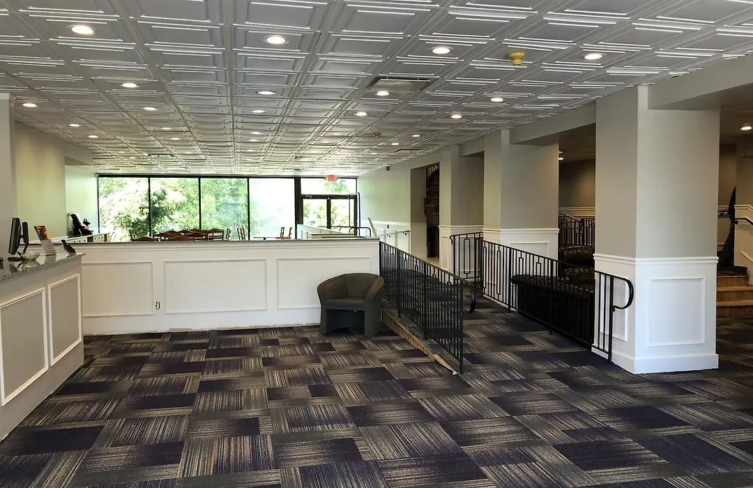 The Avenue Hotel-1