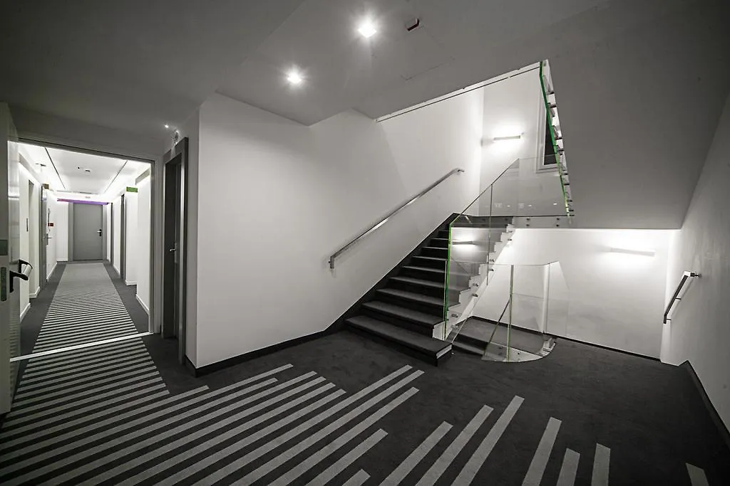 Love Boat Hotel - Smart & Glamour-1