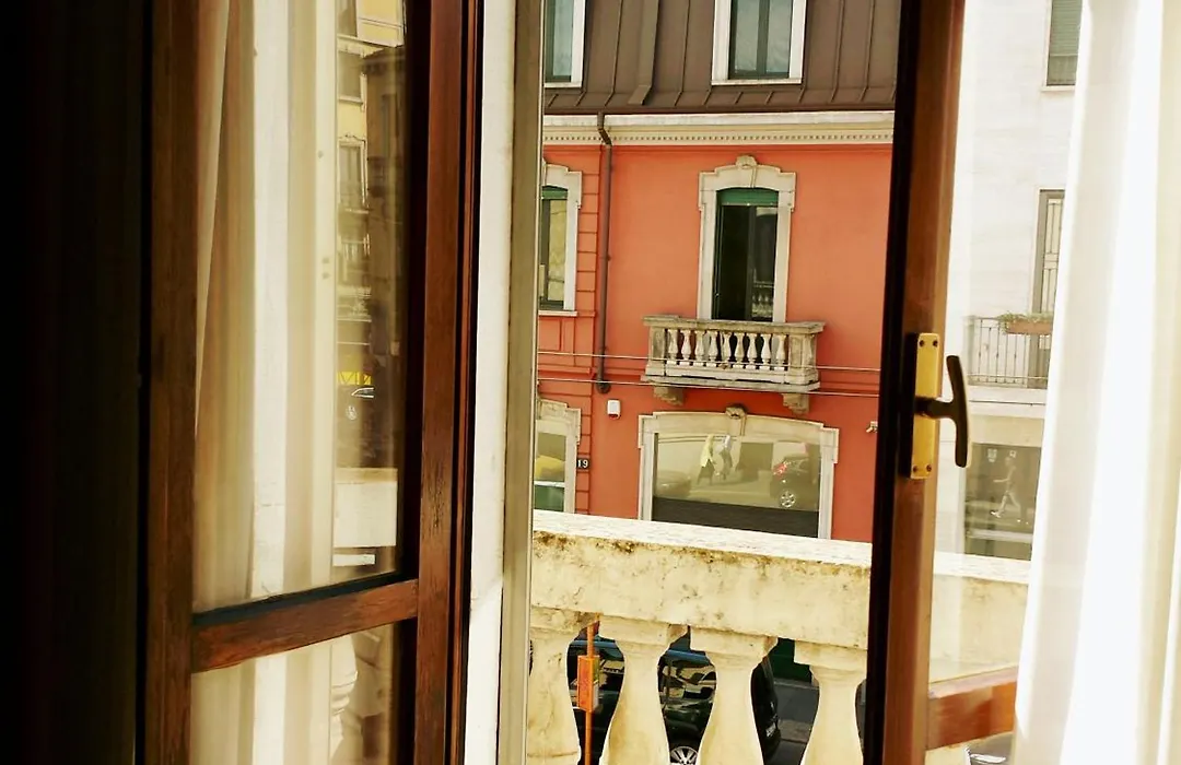 Hotel Eden-1