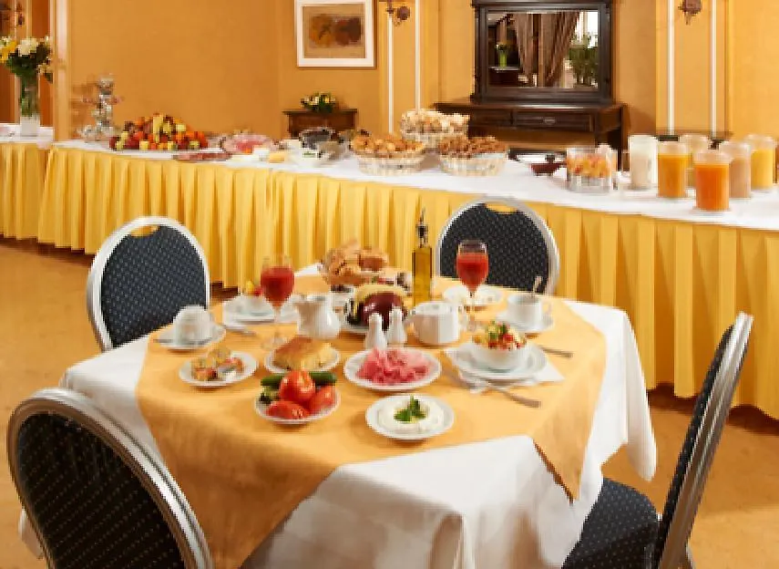 Alexandre Hotel-1