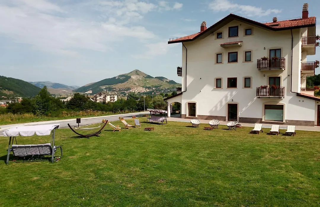 Hotel Il Bucaneve-1
