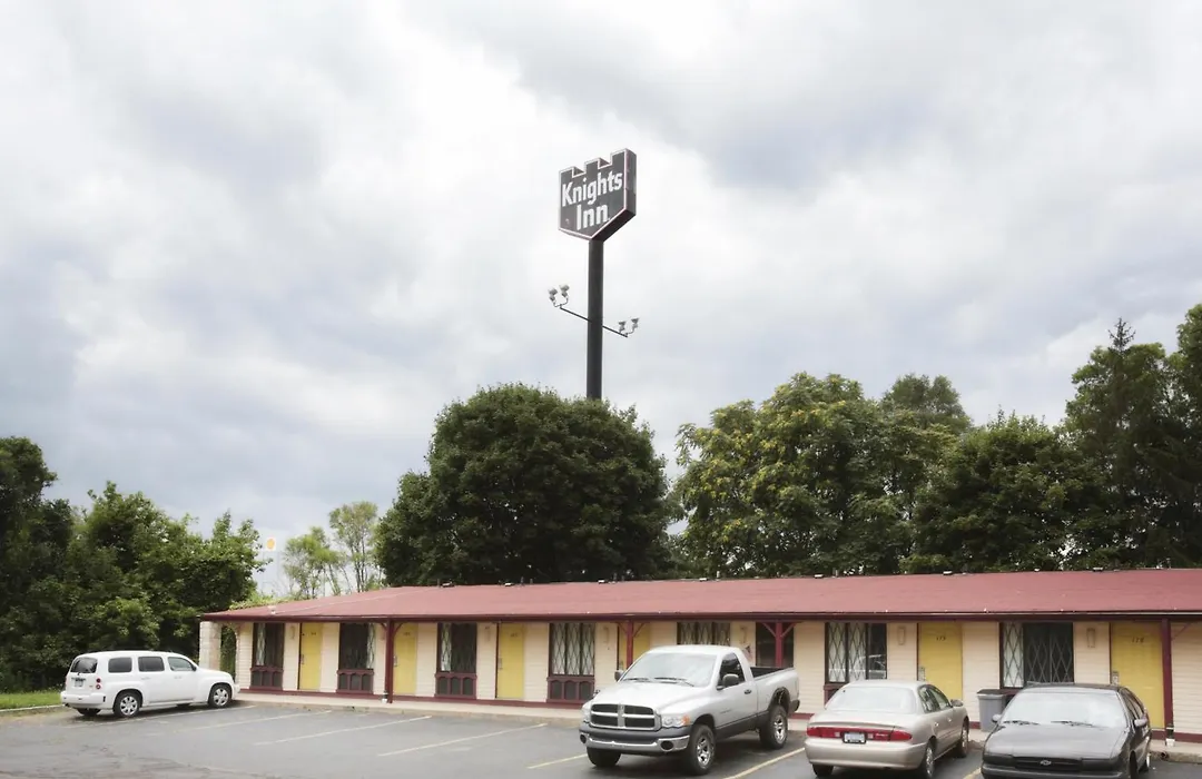 Knights Inn - Battle Creek-1