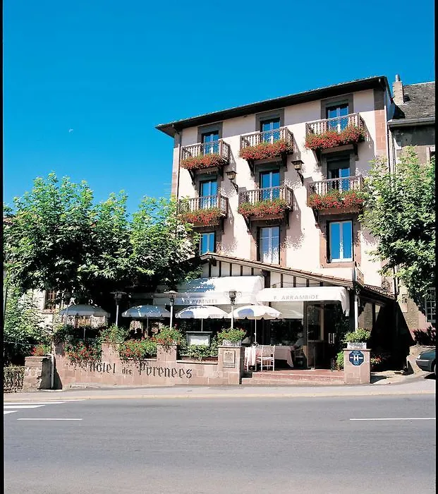 Hôtel des Pyrénées-1