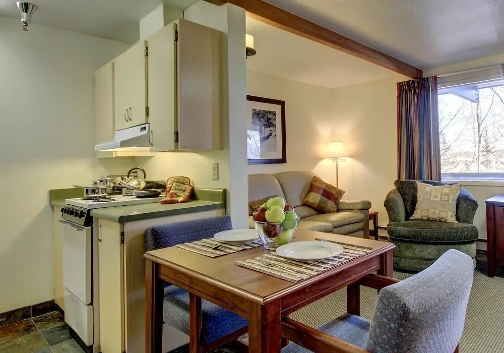 Parkwood Inn-1