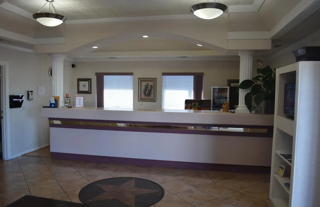 Hill Country Inn-1
