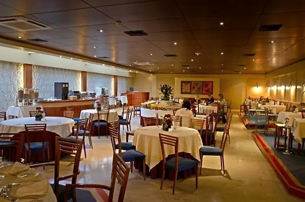 Hotel Caranda Braga-1