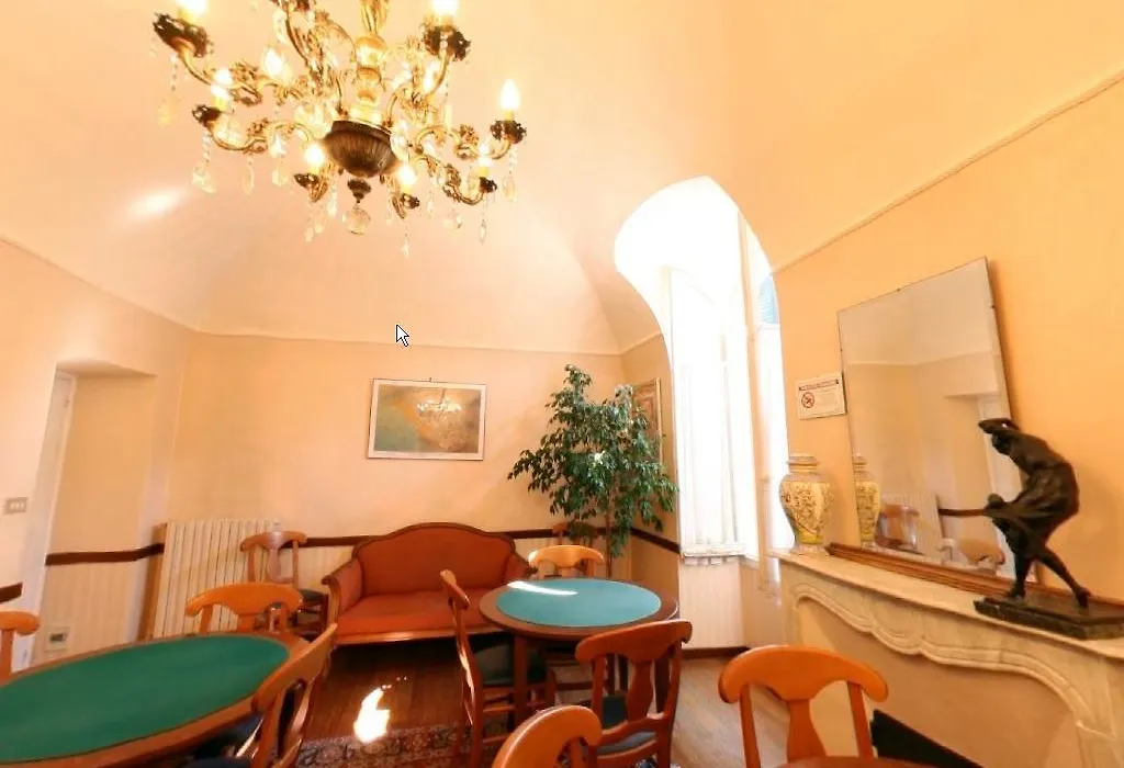 Hotel Eden-1