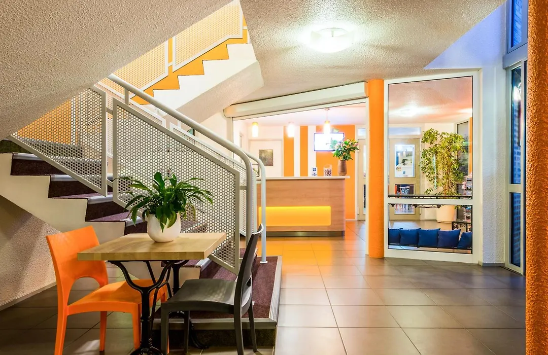 ibis budget Châtellerault Nord-1