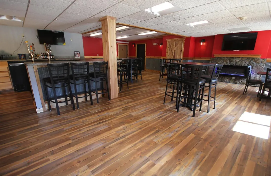 Blackstone Lodge And Suites-1