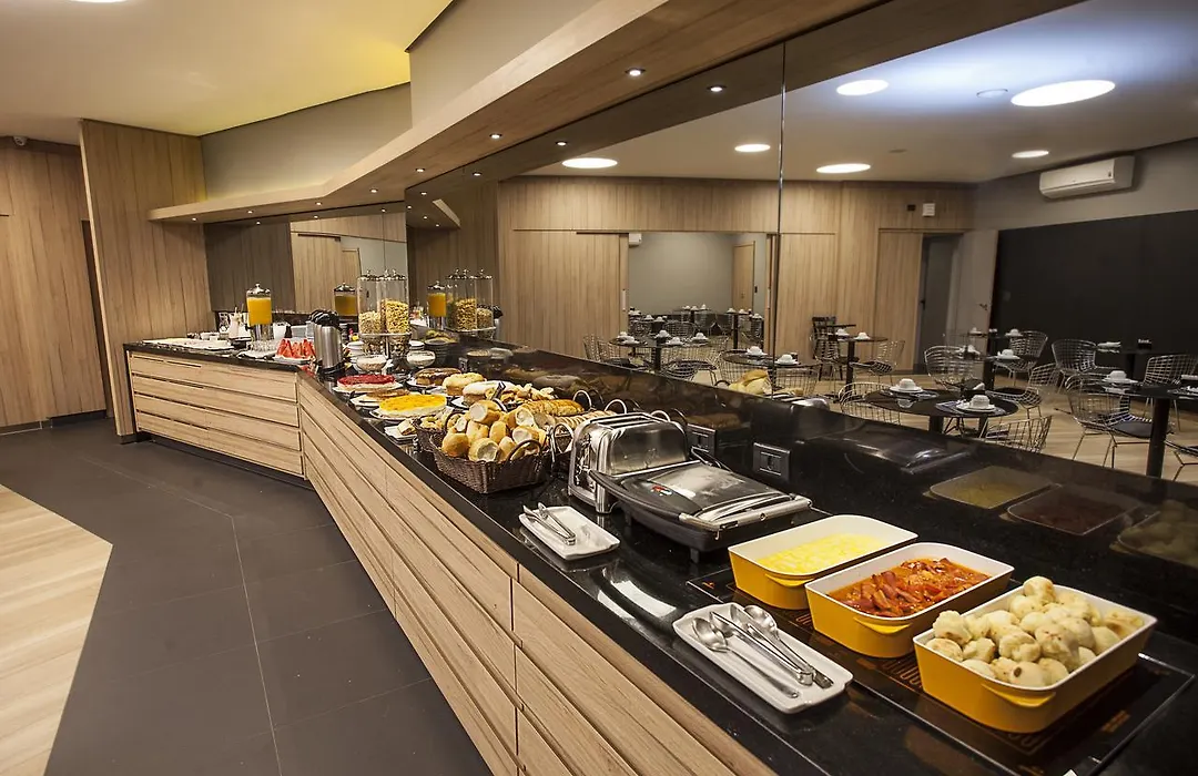 Max Plaza Hotel-1