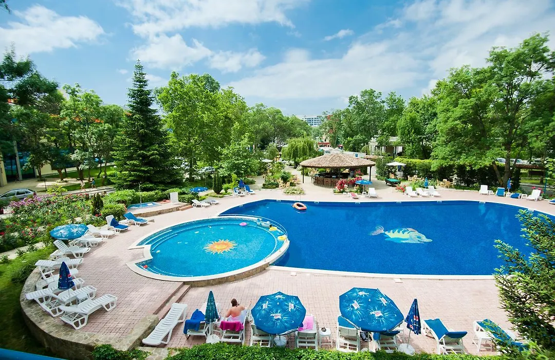 Regina Hotel-1