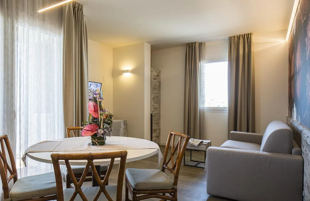 Hotel Ambassador-1