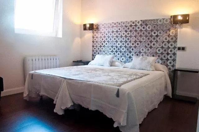 Hostal Jardin Secreto-1