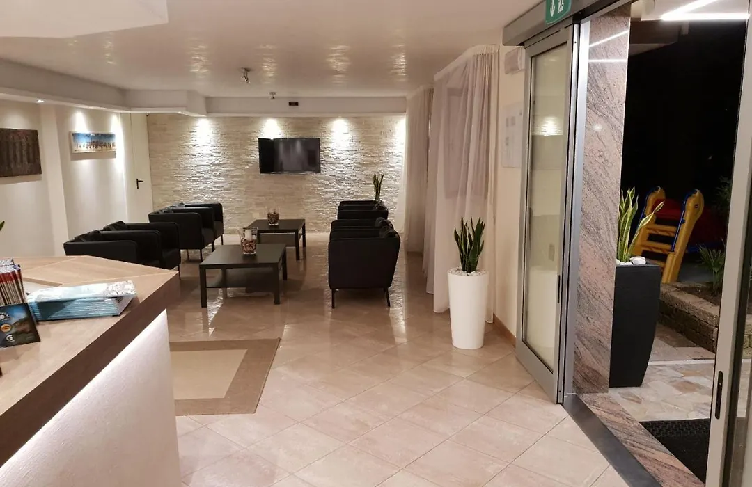 Hotel Rado-1