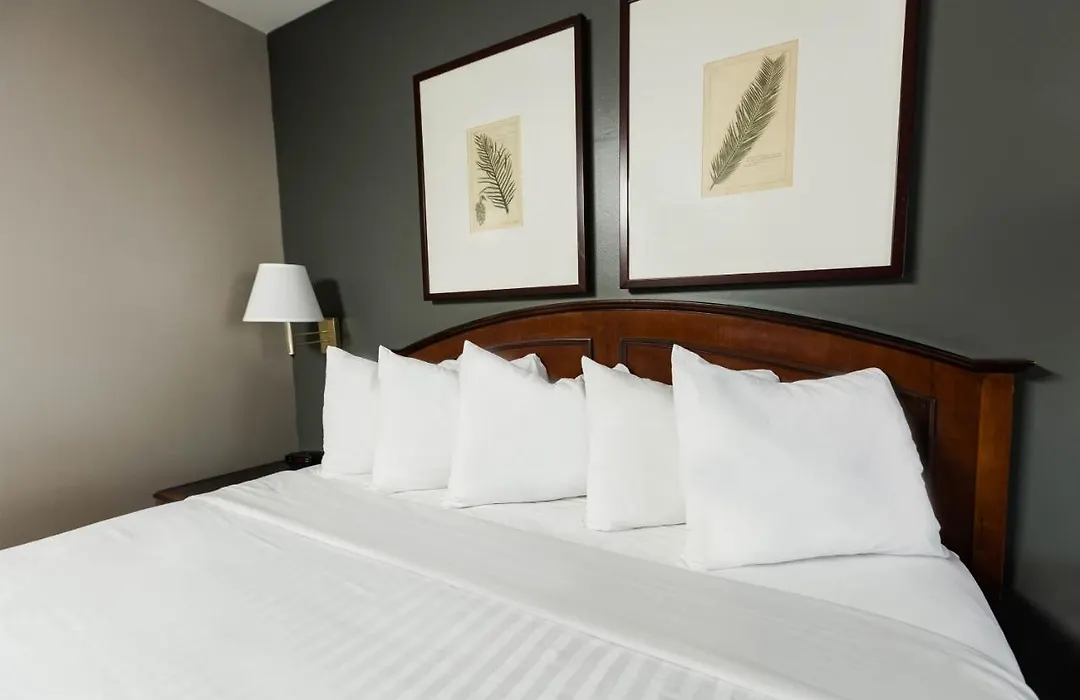 Vagabond Inn Oxnard-1