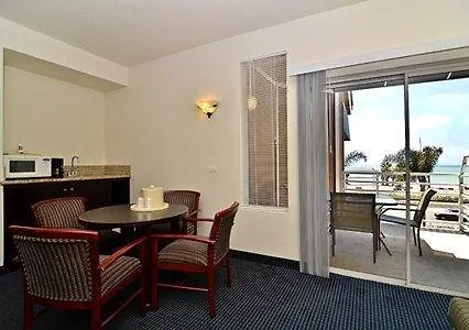 Quality Inn & Suites Oceanview-1