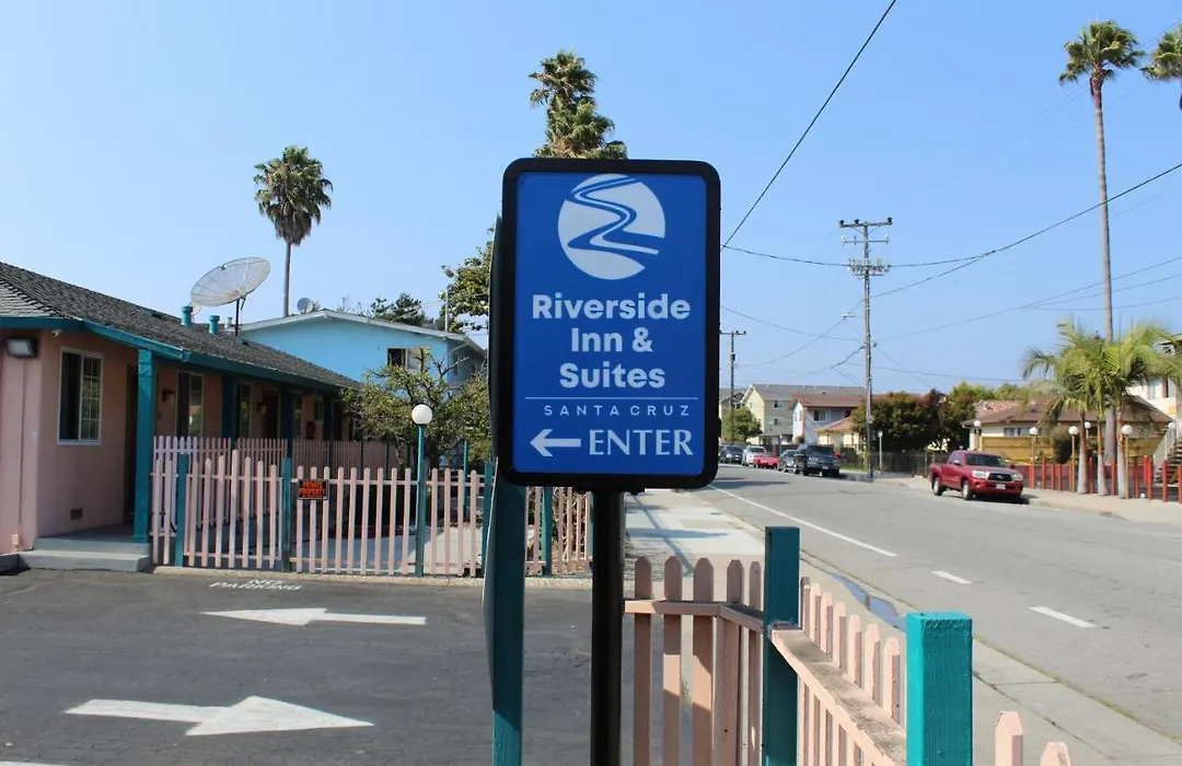 Riverside Inn & Suites Santa Cruz-1