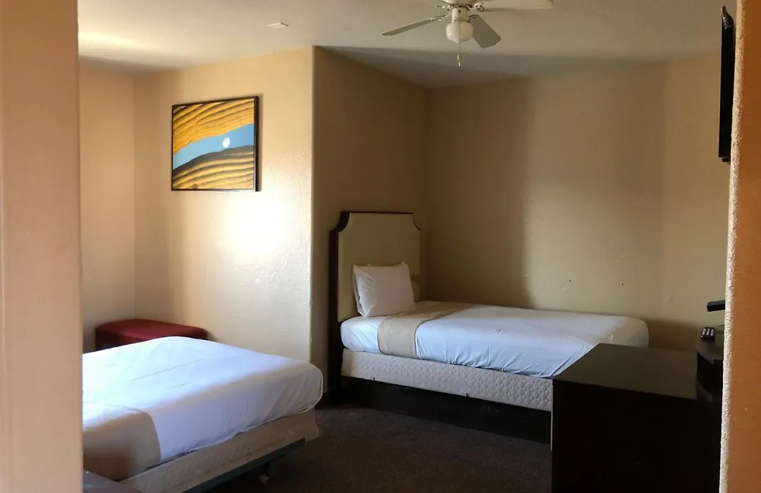 Lone Star Inn & Suites-1