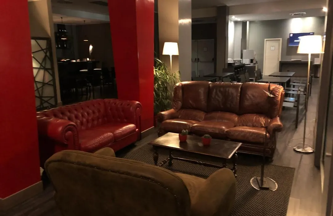 V99 Hotel-1