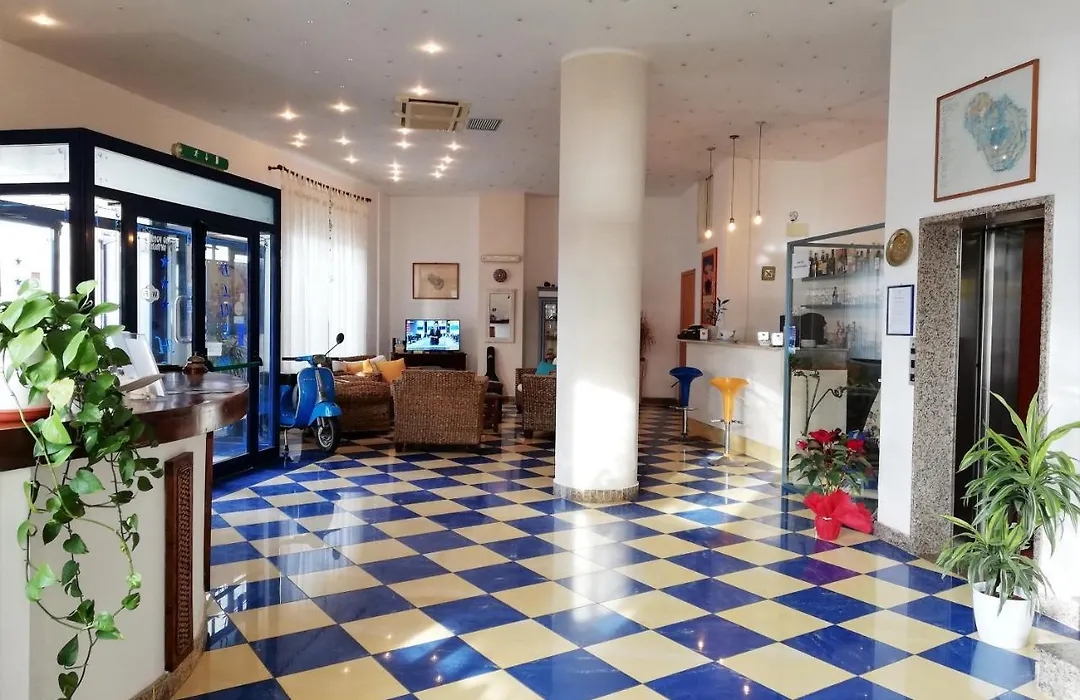 Blue Moon Hotel-1