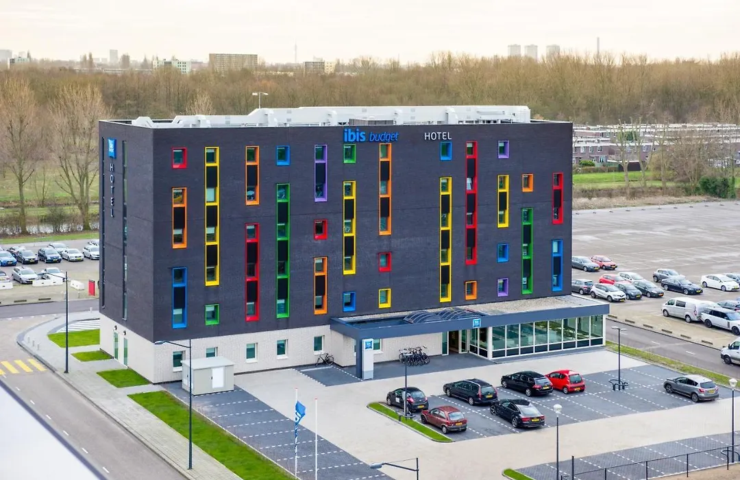 Ibis Budget Rotterdam The Hague Airport-1