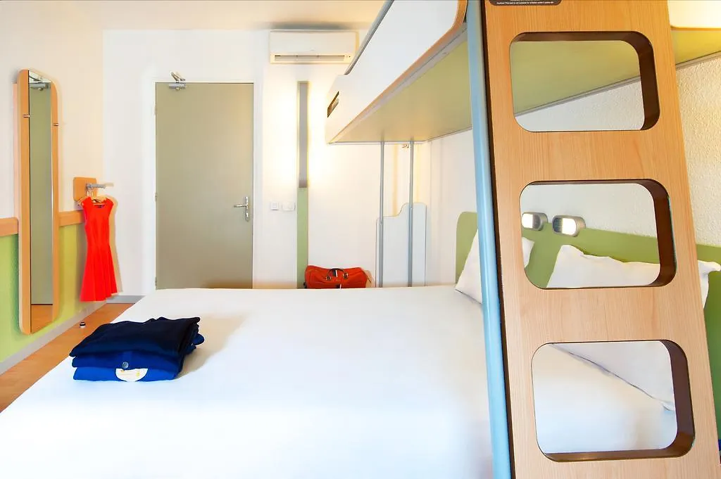 Ibis Budget Caen Memorial-1