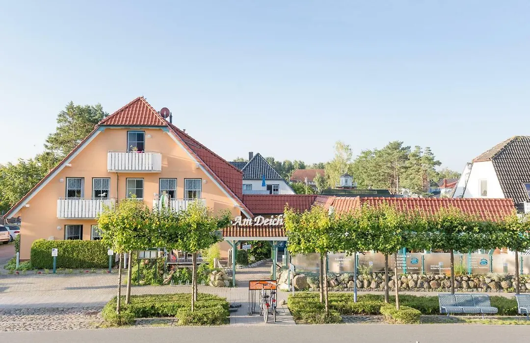 Hotel Garni Am Deich-1