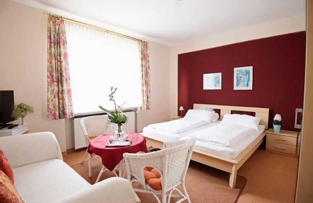 Hotel-Pension Am Böhmepark-1