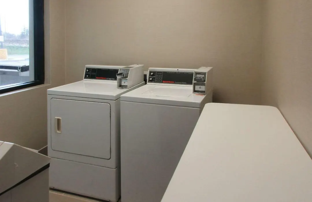 Comfort Inn Port Huron-1